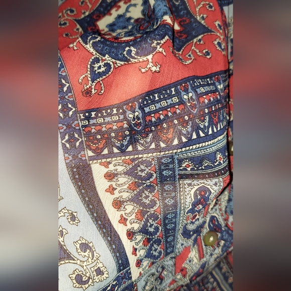 NEW To Tie Or Not To Tie Button Down Shirt Top from Christopher Banks size small - Picture 2 of 7